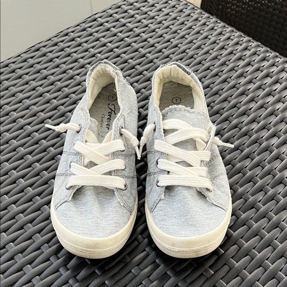 Shoes - Forever comfort slip on sneakers